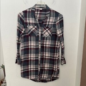 Wild Pearl Plaid Button-Up Shirt in Maroon and Gray